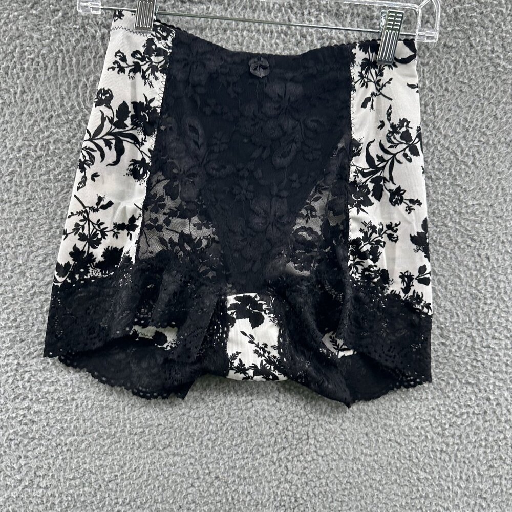 Shapewear Womens M Black Floral Lace High Waist Retro Control Shorts‎